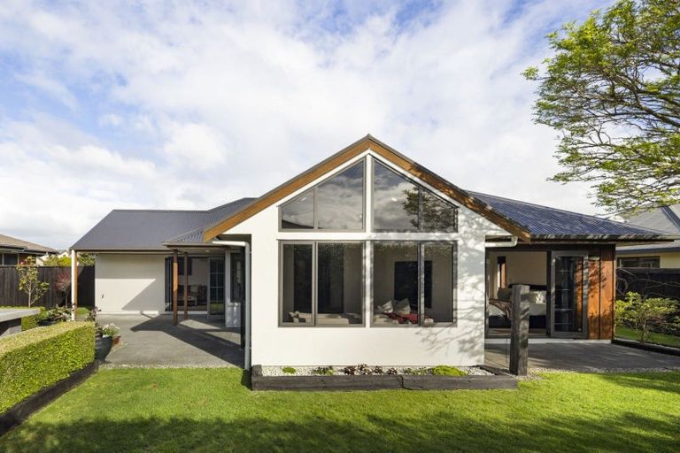 Photo of property in 15 Edenpark Drive, Rototuna North, Hamilton, 3210