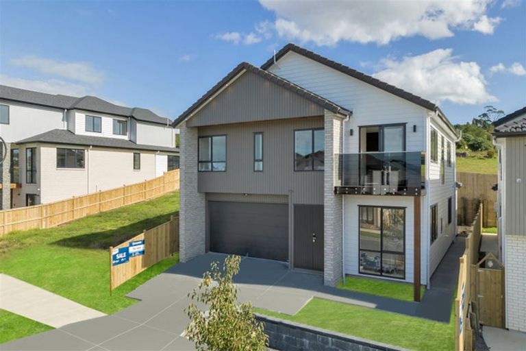 Photo of property in 84 Koromeke Street, Flat Bush, Auckland, 2019