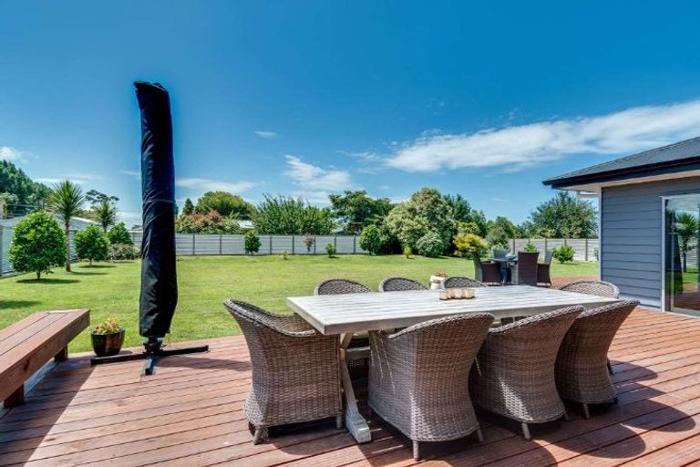 Photo of property in 7 Johns Road, Jervoistown, Napier, 4112