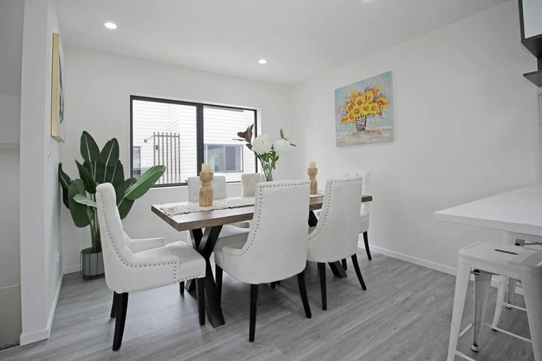 Photo of property in 58e Friesian Drive, Mangere, Auckland, 2022