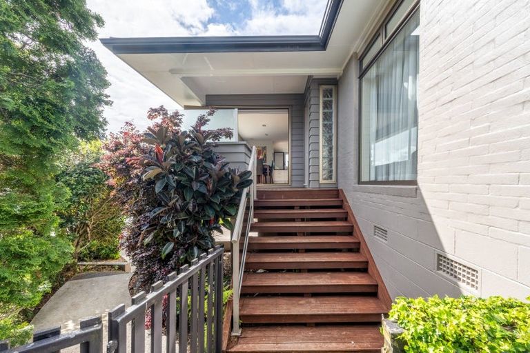 Photo of property in 21 Olena Avenue, Sunnyhills, Auckland, 2010