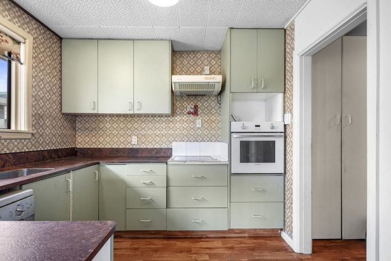 Photo of property in 56 Hargood Street, Woolston, Christchurch, 8062