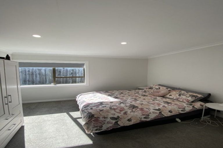 Photo of property in 14 Evans Road, Weymouth, Auckland, 2103