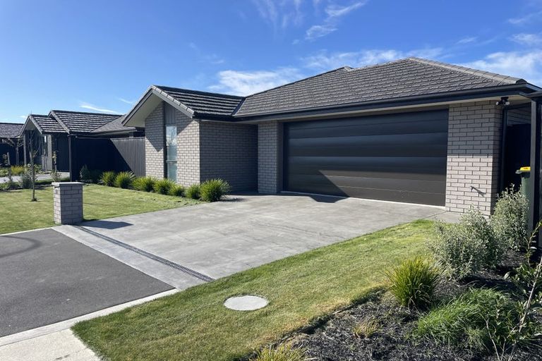 Photo of property in 187 Faringdon Boulevard, Rolleston, 7615