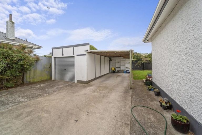 Photo of property in 54 Waihi Road, Hawera, 4610