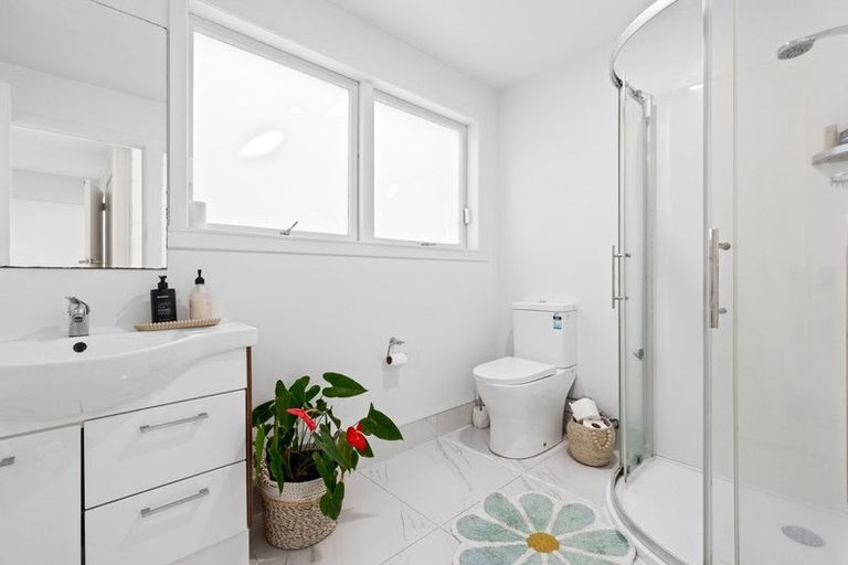 Photo of property in 213 Hobsonville Road, Hobsonville, Auckland, 0618