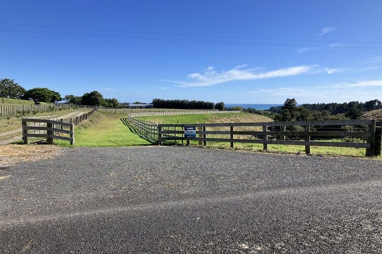 Photo of property in 29 Wilson Road, Urenui, 4375