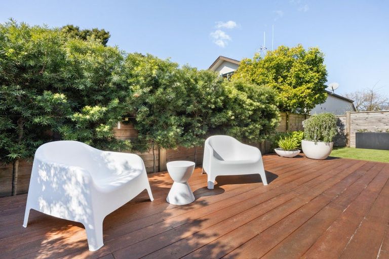 Photo of property in 23u3 Strowan Avenue, Fairfield, Hamilton, 3214