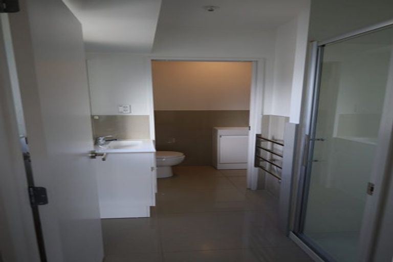 Photo of property in 60 Niu Lane, Te Atatu South, Auckland, 0610