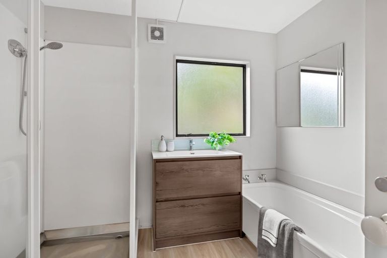 Photo of property in 10/108a Verran Road, Birkdale, Auckland, 0626