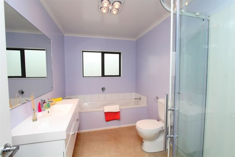 Photo of property in 5 Prestwich Rise, Churton Park, Wellington, 6037