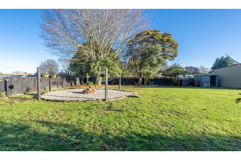 Photo of property in 14 Turner Street, Edendale, 9825