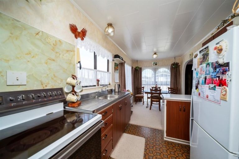 Photo of property in 5 Manuka Place, Hawera, 4610