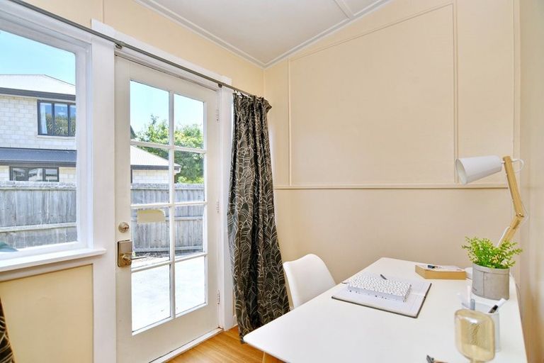 Photo of property in 35 Forfar Street, St Albans, Christchurch, 8014