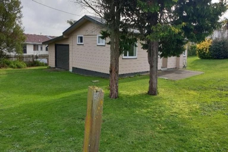 Photo of property in 15 Suther Street, Waverley, 4510