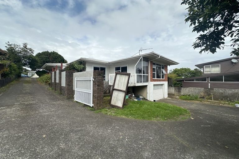 Photo of property in 15 Lewis Road, Pakuranga, Auckland, 2010