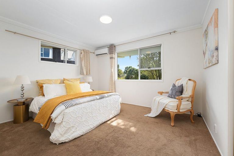 Photo of property in 41 Spence Road, Henderson, Auckland, 0612