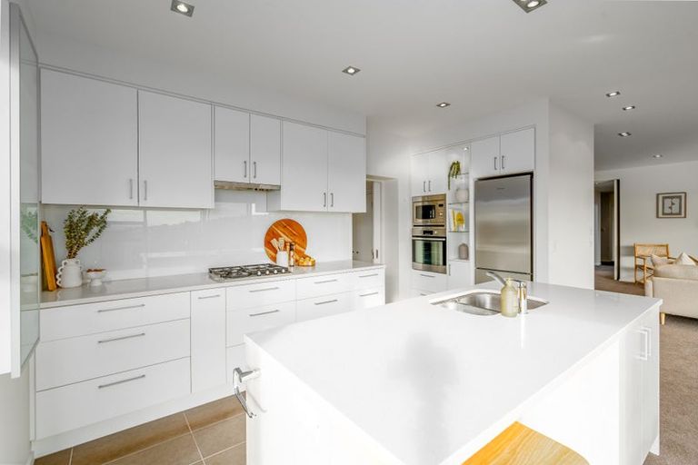 Photo of property in 6 Yelverton Place, Huntsbury, Christchurch, 8022