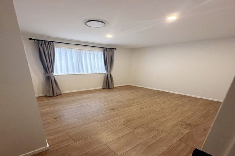 Photo of property in 6 Frontier Lane, Flat Bush, Auckland, 2019