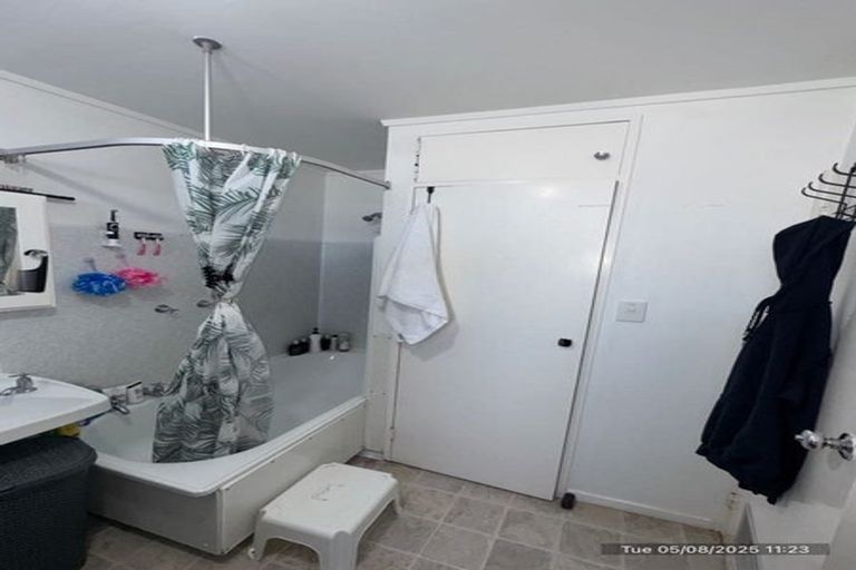 Photo of property in 8/255 Coutts Street, Rongotai, Wellington, 6022