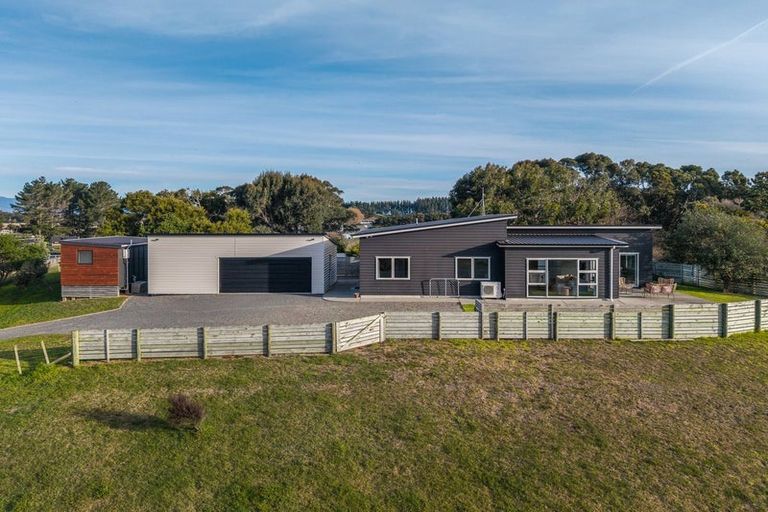 Photo of property in 11 Maury Place, Foxton, 4814