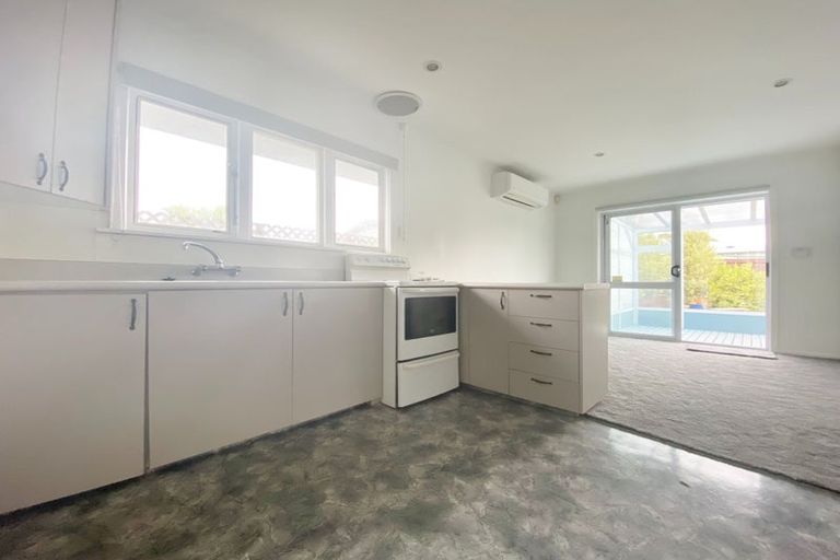 Photo of property in 5 Fenchurch Street, Northcote, Christchurch, 8052