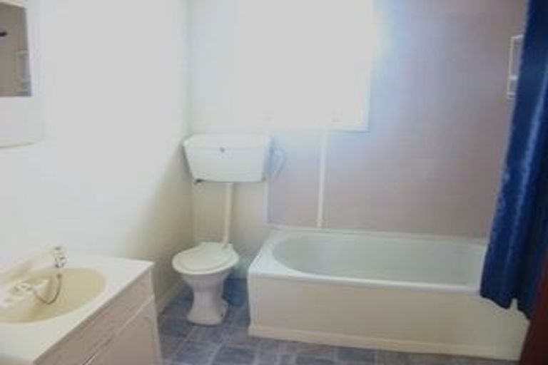 Photo of property in 8/72 Springs Road, Hornby, Christchurch, 8042