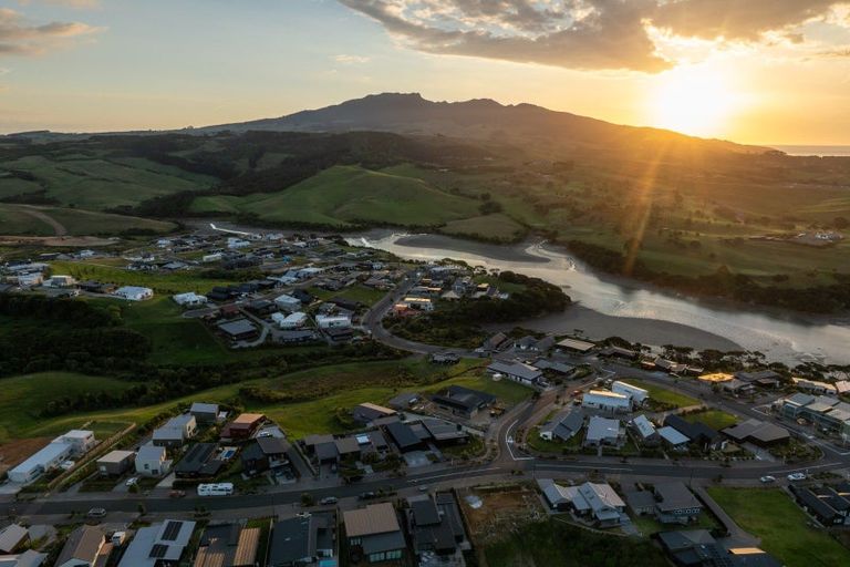 Photo of property in 46 Rangitahi Road, Raglan, 3225