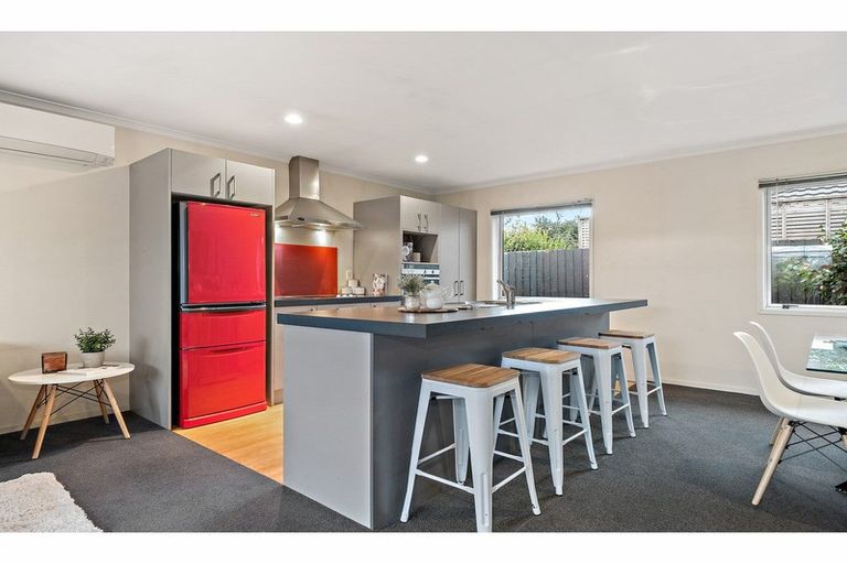 Photo of property in 21 Dampier Street, Woolston, Christchurch, 8023