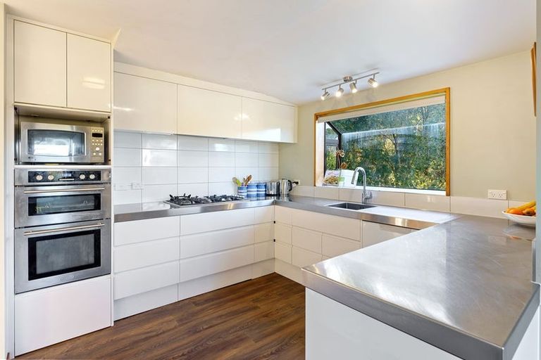 Photo of property in 137 Weggery Drive, Waikanae Beach, Waikanae, 5036