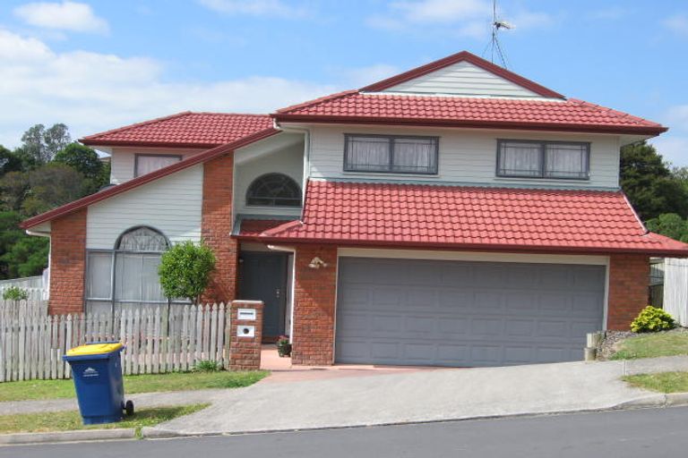 Photo of property in 5 Woodridge Avenue, Northcross, Auckland, 0630
