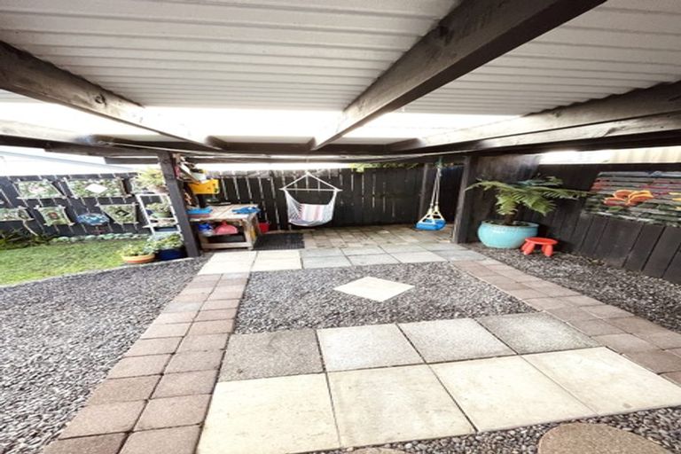 Photo of property in 9 Copley Street, New Lynn, Auckland, 0600