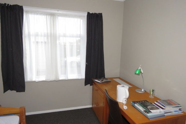 Photo of property in 24 Fonblanque Street, Westport, 7825