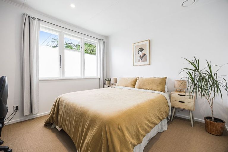 Photo of property in 36a Silverstone Place, Henderson, Auckland, 0612