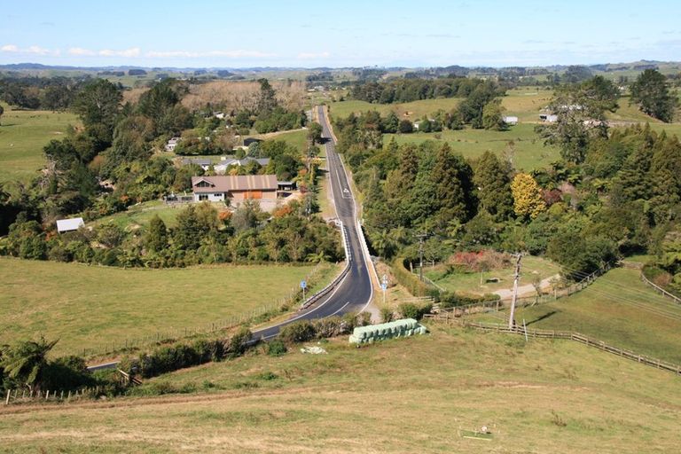 Photo of property in 196 Tarata Road, Inglewood, 4387