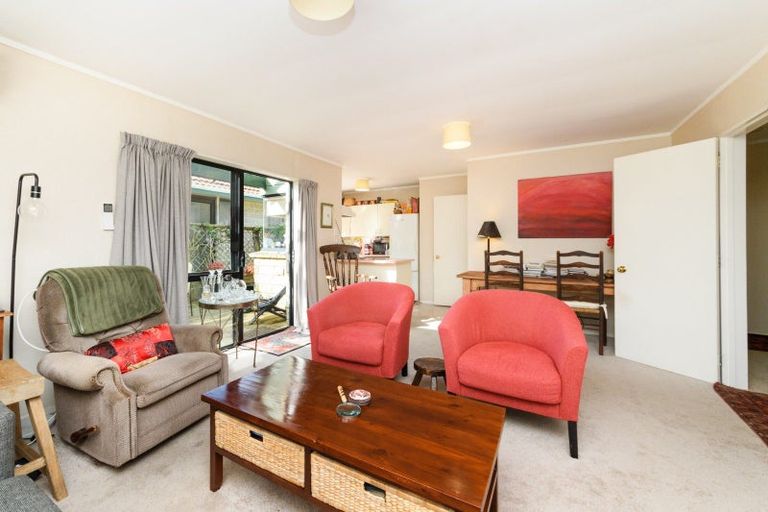 Photo of property in 1/90 Florence Avenue, Palmerston North, 4414