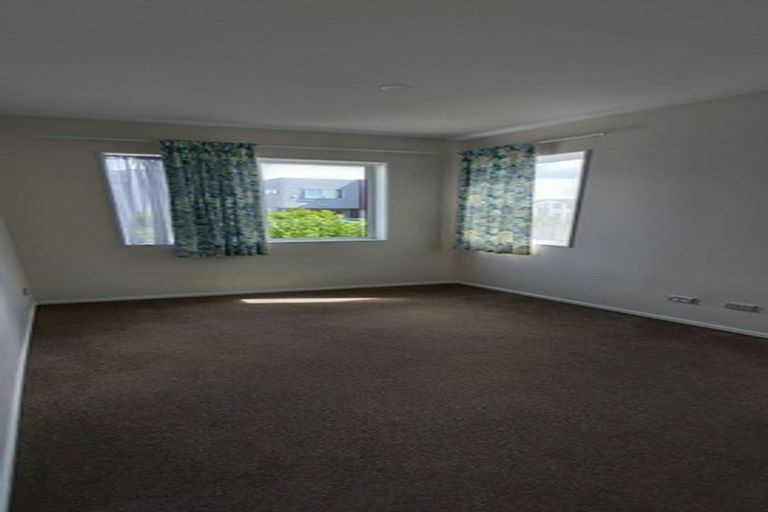 Photo of property in 37 Lockheed Street, Hobsonville, Auckland, 0618