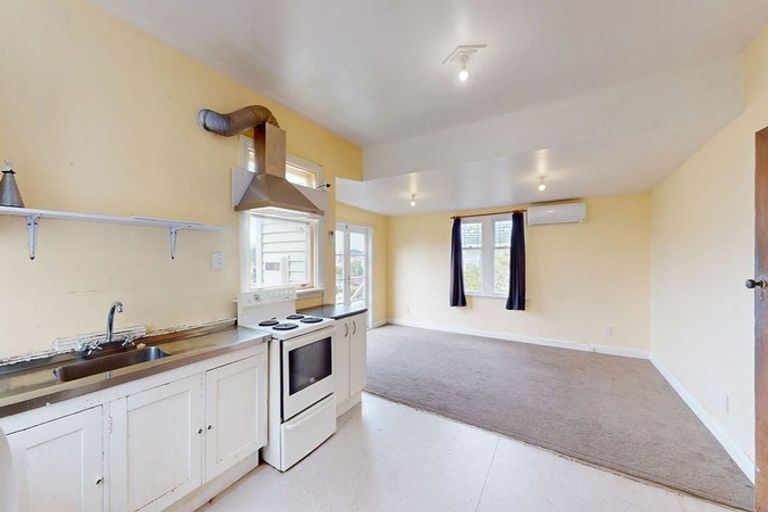 Photo of property in 14 Essex Street, Aro Valley, Wellington, 6021