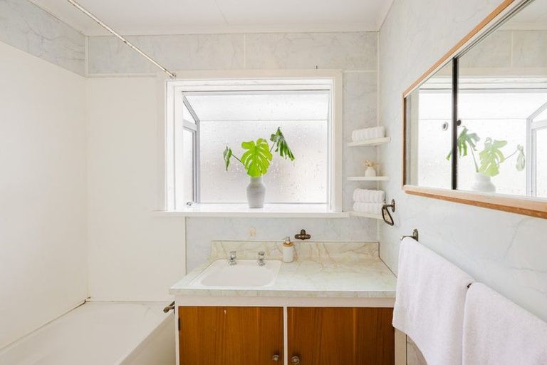 Photo of property in 55 King Street, Taradale, Napier, 4112