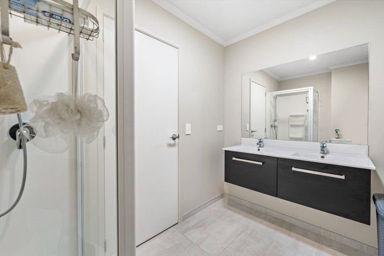 Photo of property in 8/6 Onekiritea Road, Hobsonville, Auckland, 0616