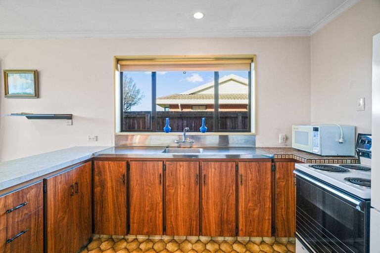 Photo of property in 357a Harewood Road, Bishopdale, Christchurch, 8053