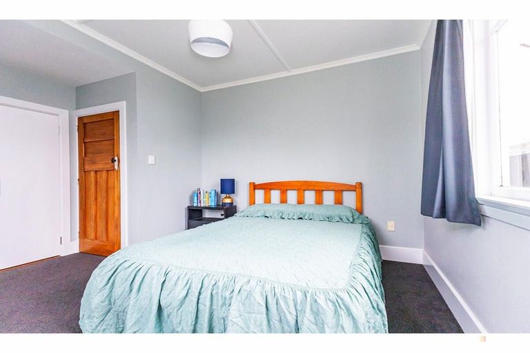 Photo of property in 21 Parsonage Road, Waimate, 7924