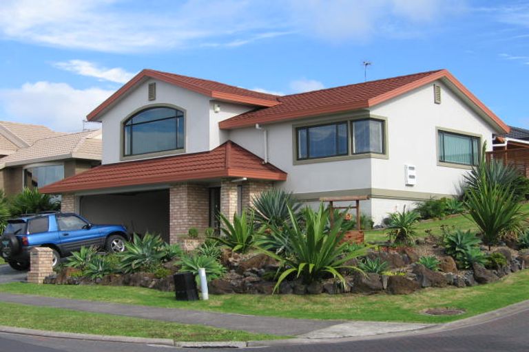 Photo of property in 22 Highfields Terrace, Henderson, Auckland, 0612