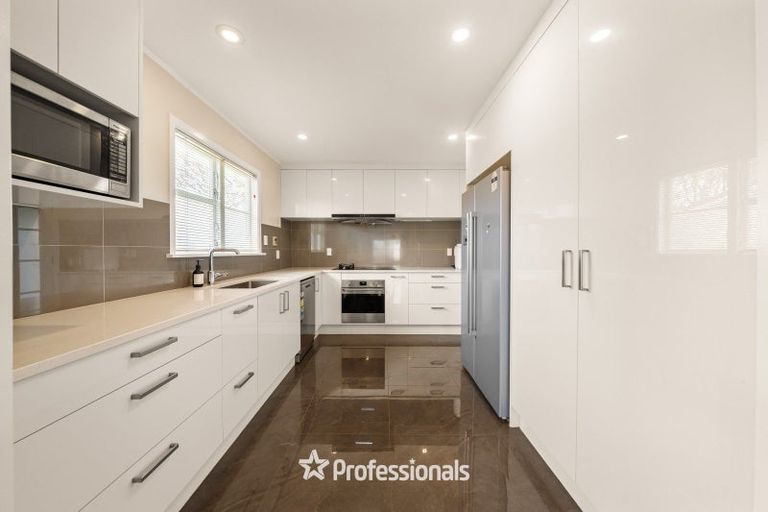 Photo of property in 21 Rosebank Avenue, Avalon, Lower Hutt, 5011