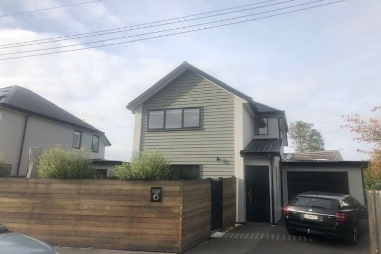 Photo of property in 52 Dover Street, St Albans, Christchurch, 8014