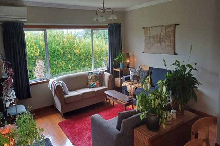 Photo of property in 10 Wakelin Street, Carterton, 5713