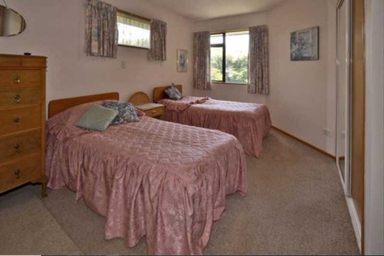 Photo of property in 2 Ngaio Street, Saint Martins, Christchurch, 8022