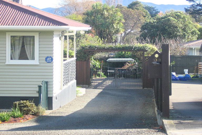 Photo of property in 13a Aorangi Road, Paraparaumu, 5032