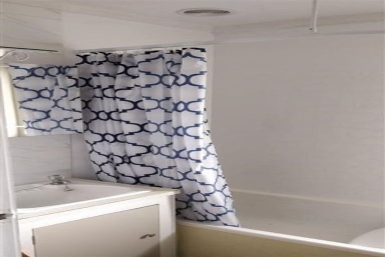 Photo of property in 28d James Road, Manurewa, Auckland, 2102