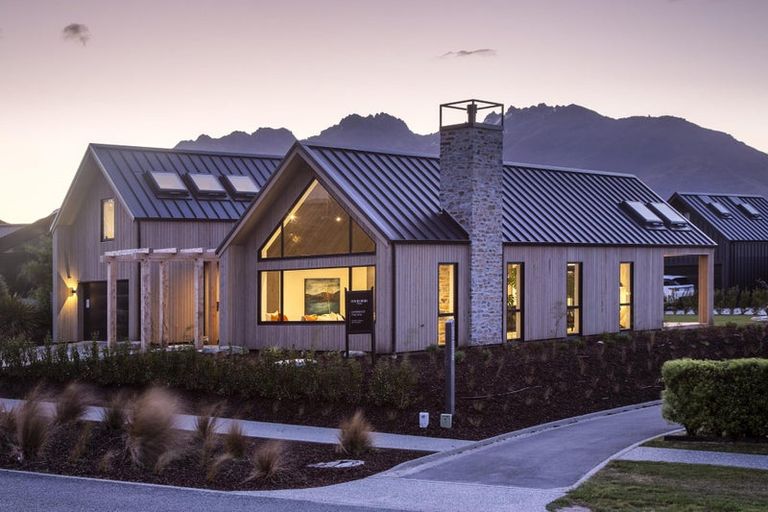 Photo of property in 22 Mcadam Drive, Jacks Point, Queenstown, 9371